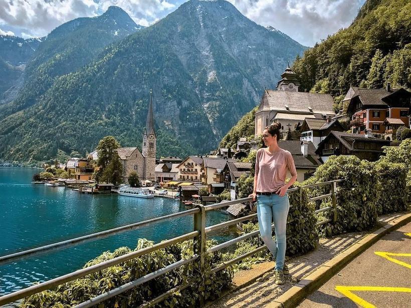 Kinh nghiệm du lịch làng cổ Hallstatt ở Áo đẹp như xứ sở thần tiên - ALONGWALKER