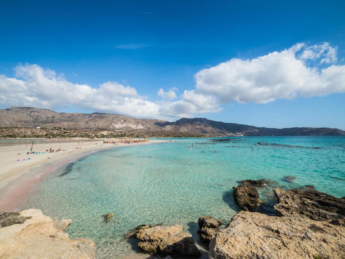 9 bãi biển Hy Lạp đẹp hút hồn nên ghé thăm hè này | Booking.com